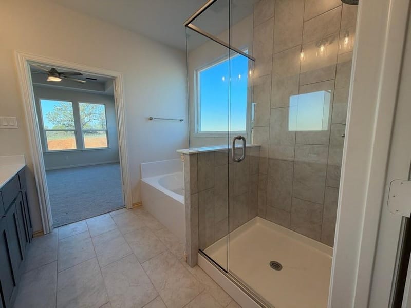 205 Oak Grove Way, Springtown TX 76082 - Photo 8