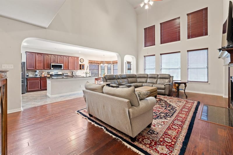 943 Monticello Drive, Burleson TX 76028 - Photo 13