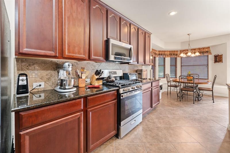 943 Monticello Drive, Burleson TX 76028 - Photo 17