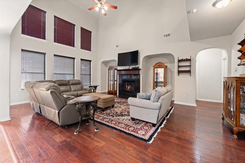 943 Monticello Drive, Burleson TX 76028 - Photo 12