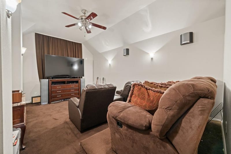 943 Monticello Drive, Burleson TX 76028 - Photo 36