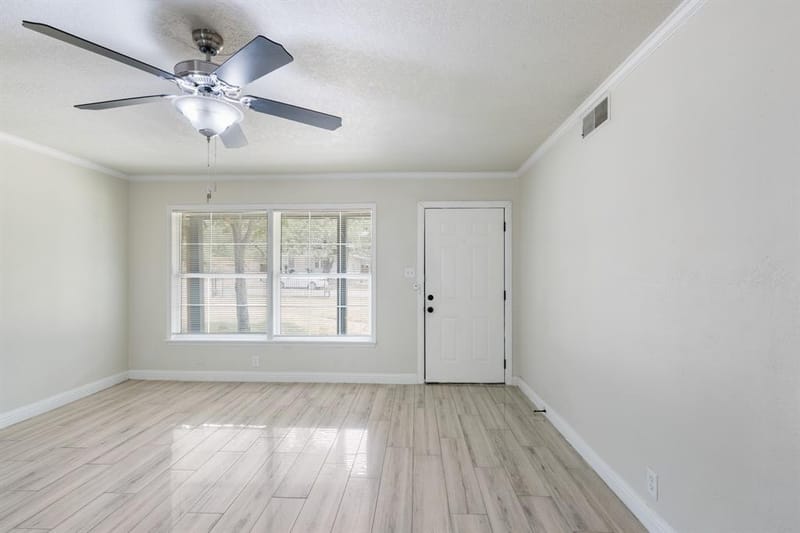 2320 N Edgewood Terrace, Fort Worth TX 76103 - Photo 7