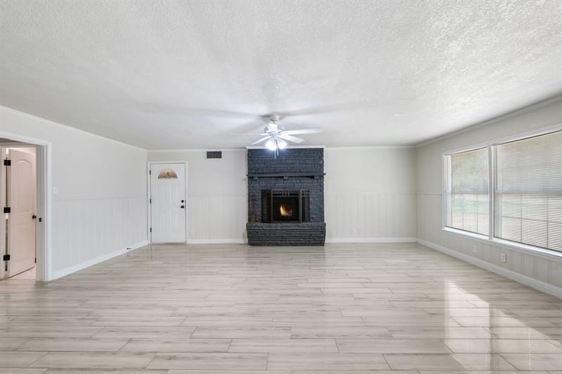 2320 N Edgewood Terrace, Fort Worth TX 76103 - Photo 9