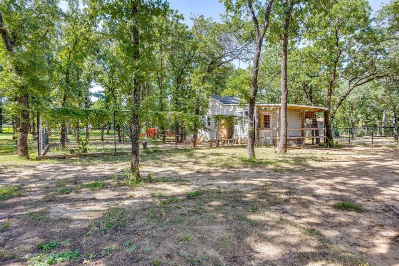 3131 Trailwood Drive E, Burleson TX 76028 - Photo 39