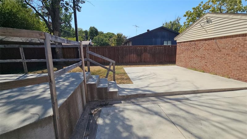 833 James Street, Azle TX 76020 - Photo 28