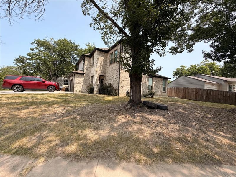 1714 Rosewood Street, Grand Prairie TX 75050 - Photo 18