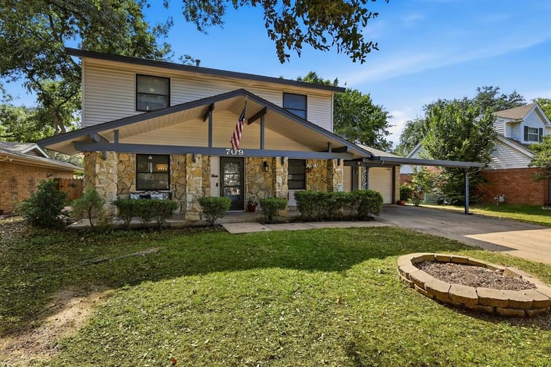 709 Lexington Drive, Irving TX 75061