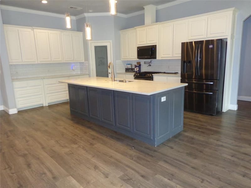 6617 Sunshine Valley Drive, Arlington TX 76016 - Photo 9