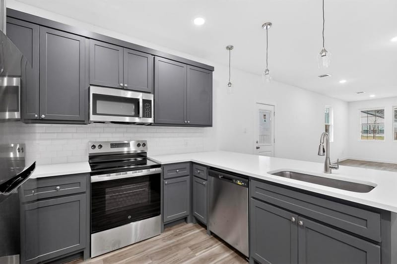4523 Metropolitan Avenue, Dallas TX 75210 - Photo 6