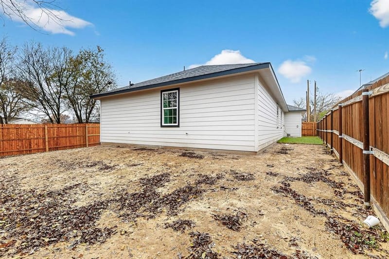 4523 Metropolitan Avenue, Dallas TX 75210 - Photo 16