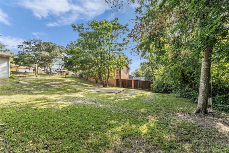 9730 Timberview Drive, Woodway TX 76712 - Photo 32