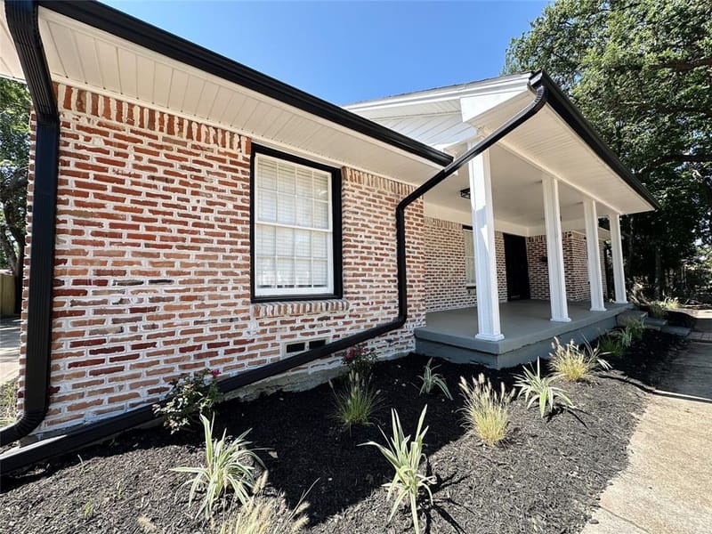 1814 Walnut Avenue, Carrollton TX 75006 - Photo 4