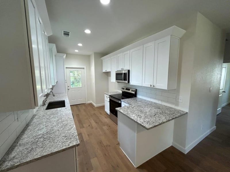 622 E Woodard Street, Denison TX 75021 - Photo 10