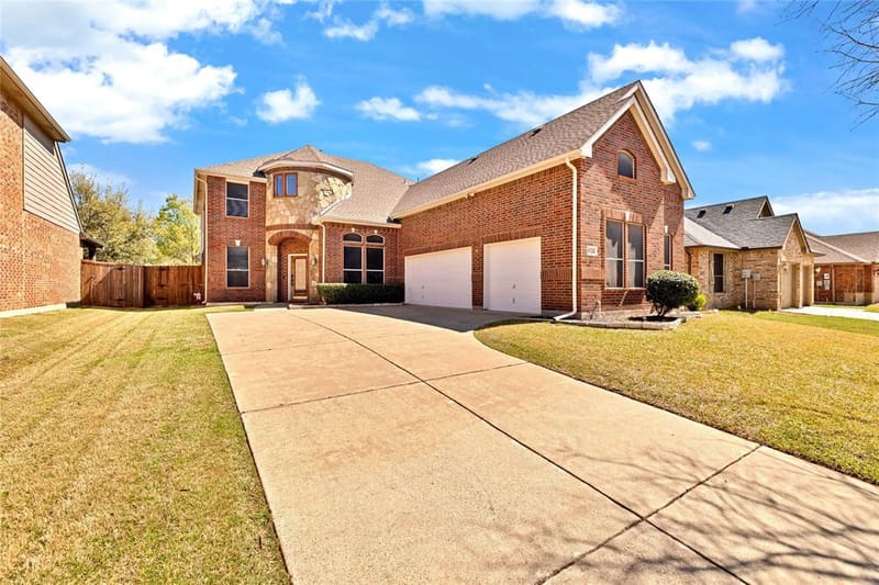 8124 Hickory Upland Drive, Fort Worth TX 76131 - Photo 2