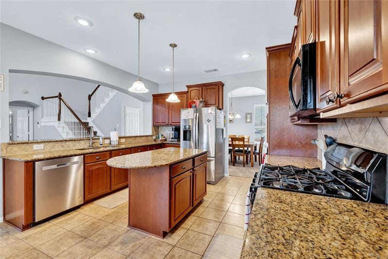 8124 Hickory Upland Drive, Fort Worth TX 76131 - Photo 9