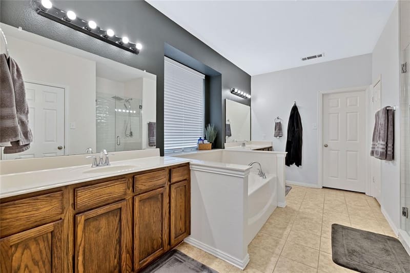 8124 Hickory Upland Drive, Fort Worth TX 76131 - Photo 15