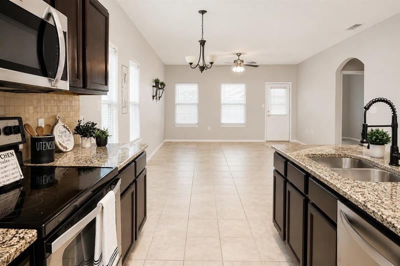 2021 Meadow Park Drive, Princeton TX 75407 - Photo 6