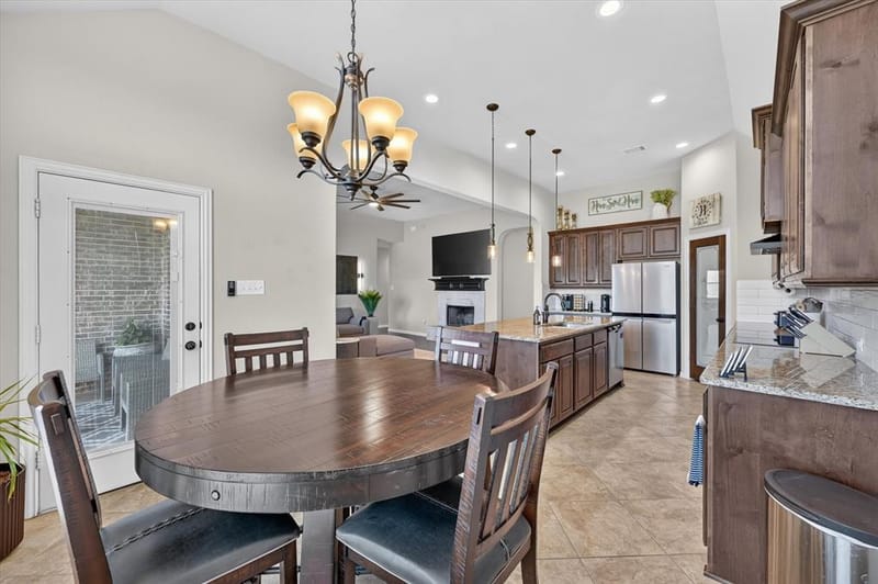 1156 Blue Sky Lane, Burleson TX 76058 - Photo 30