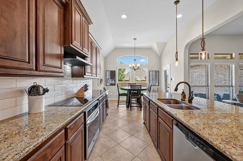 1156 Blue Sky Lane, Burleson TX 76058 - Photo 19