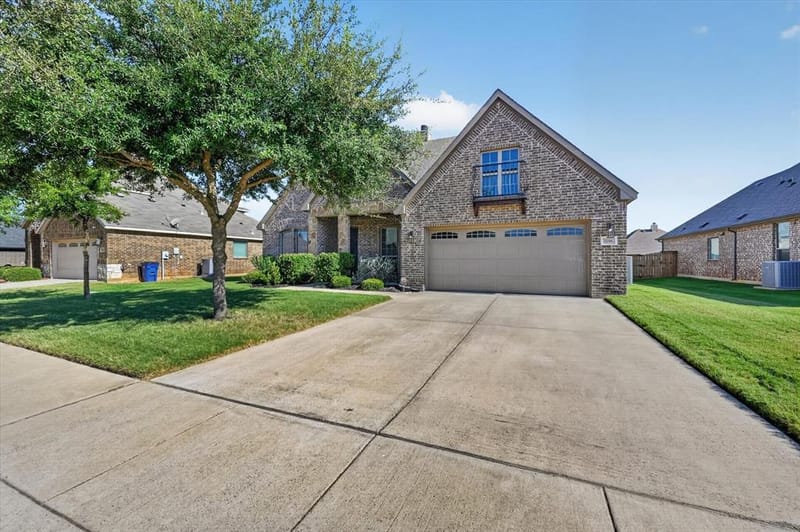 1156 Blue Sky Lane, Burleson TX 76058 - Photo 8