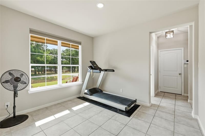 1212 County Road 4797, Springtown TX 76082 - Photo 6