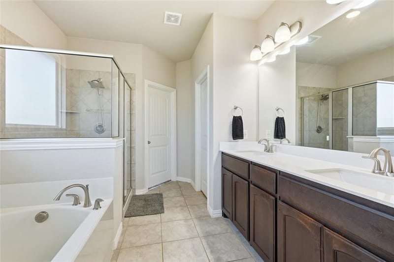 1212 County Road 4797, Springtown TX 76082 - Photo 17