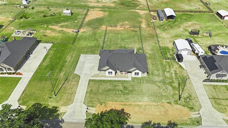 1212 County Road 4797, Springtown TX 76082 - Photo 34