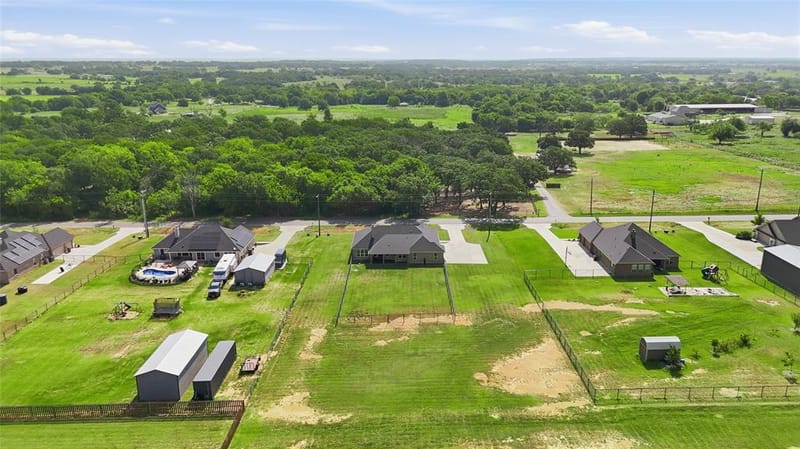 1212 County Road 4797, Springtown TX 76082 - Photo 38