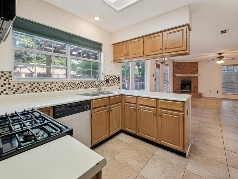 606 Berkley Drive, Grapevine TX 76051 - Photo 8
