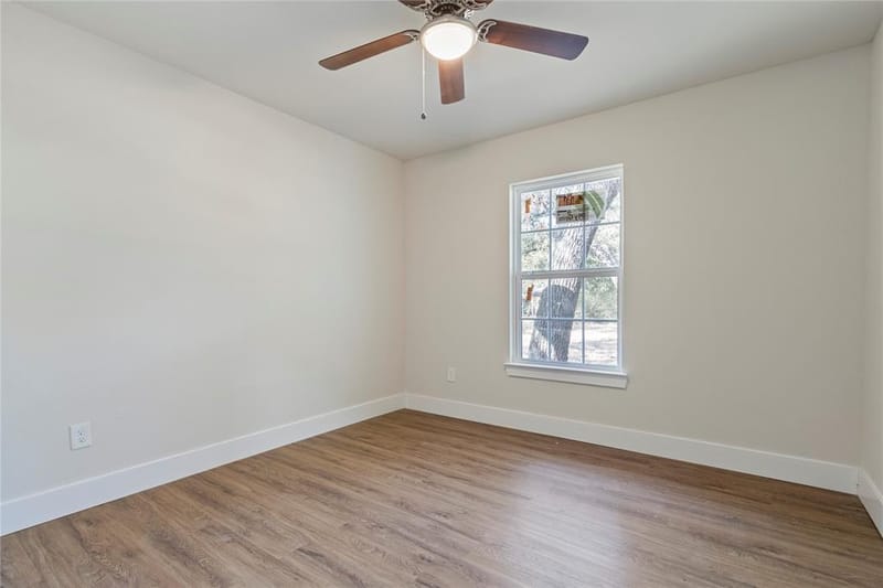 2029 Lynnhaven Road, Fort Worth TX 76103 - Photo 12