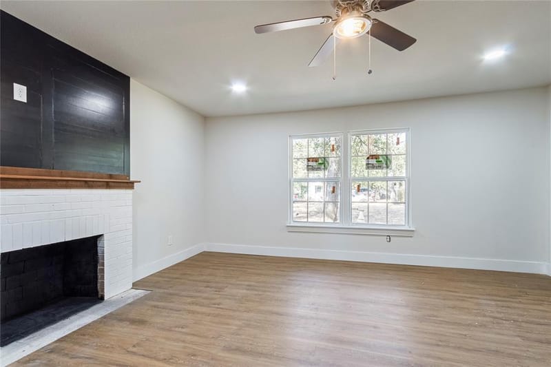 2029 Lynnhaven Road, Fort Worth TX 76103 - Photo 3