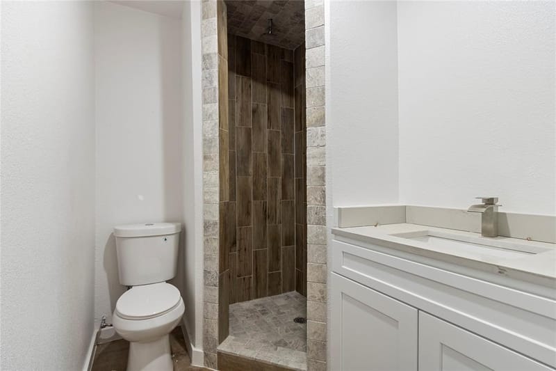 2029 Lynnhaven Road, Fort Worth TX 76103 - Photo 9