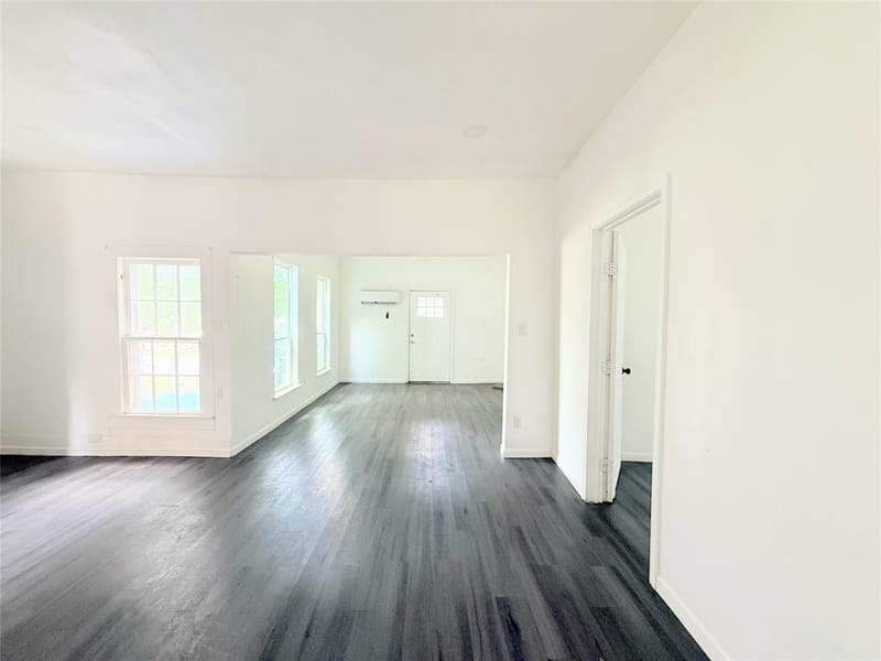 1324 W Morton Street, Denison TX 75020 - Photo 8