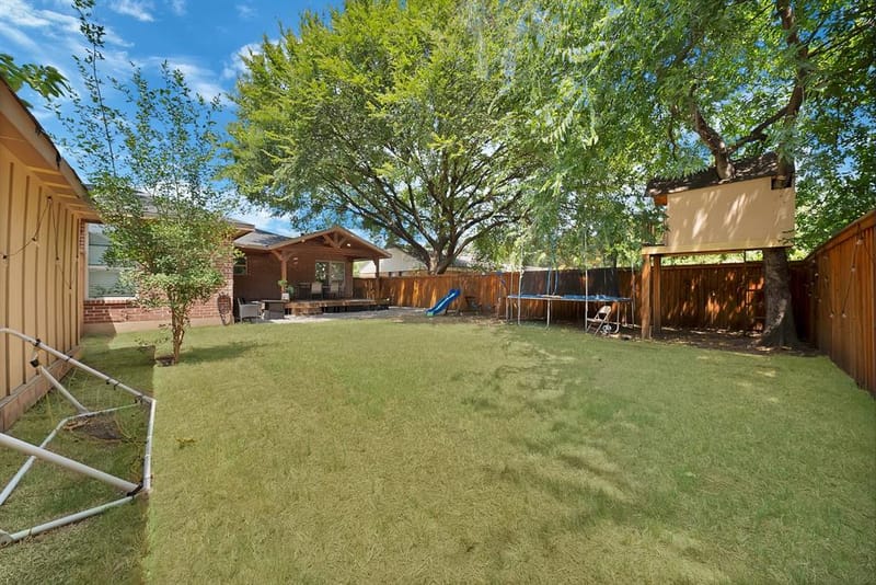 1102 Ash Street, Irving TX 75060 - Photo 34