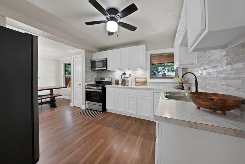 1102 Ash Street, Irving TX 75060 - Photo 15