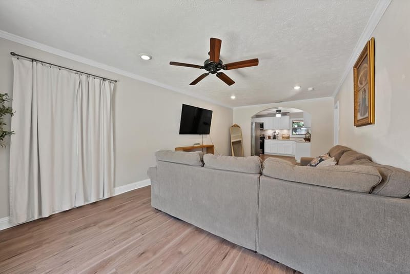 1102 Ash Street, Irving TX 75060 - Photo 8