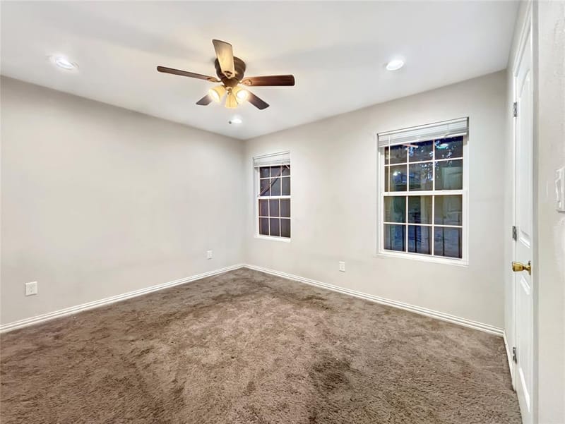 4831 Burnside Avenue, Dallas TX 75216 - Photo 8