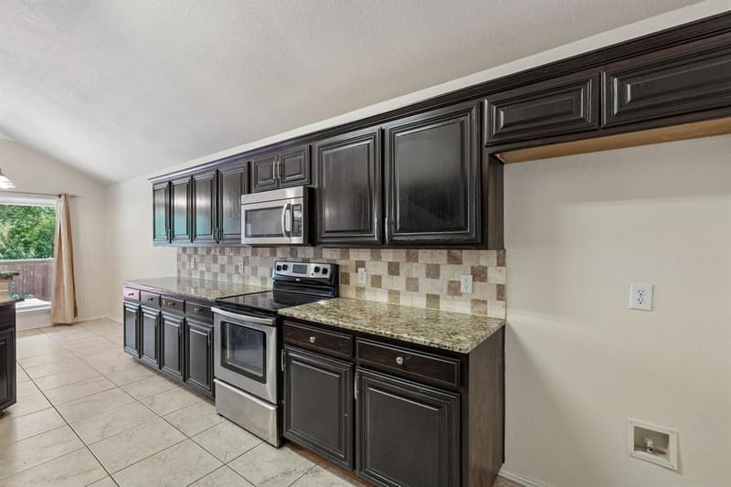 8624 Corral Circle, Fort Worth TX 76244 - Photo 7