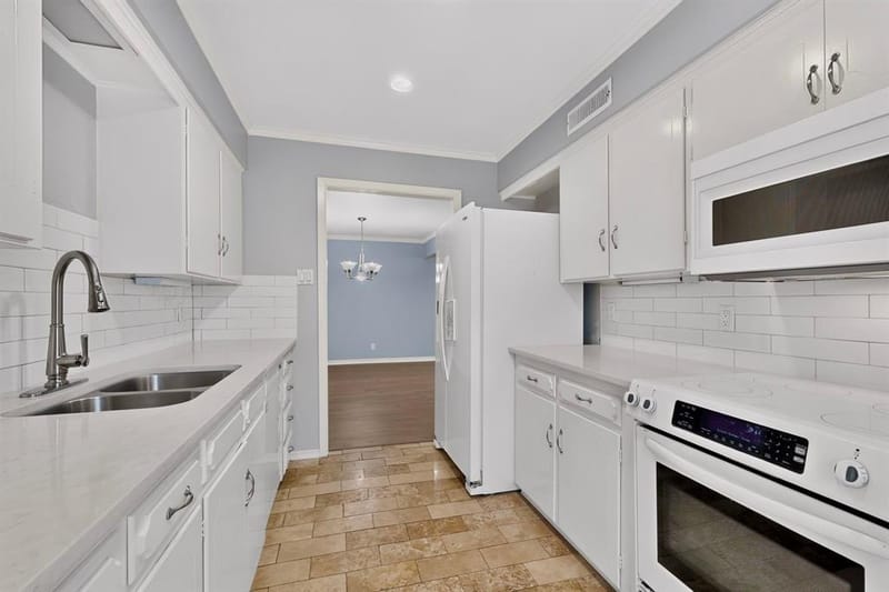 3517 Northwest Parkway, University Park TX 75225 - Photo 6