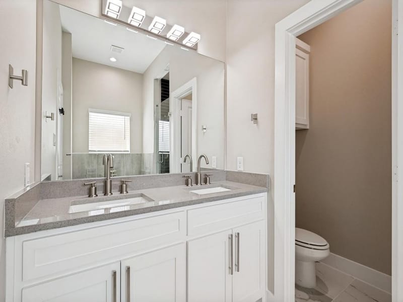 1114 E Woodin Boulevard, Dallas TX 75216 - Photo 16