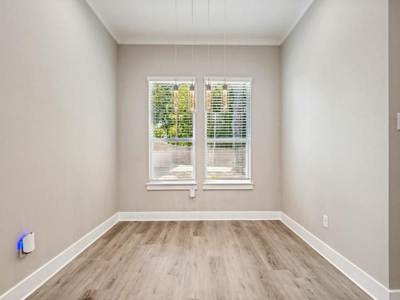 1114 E Woodin Boulevard, Dallas TX 75216 - Photo 20