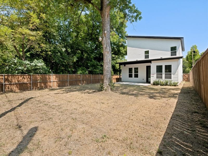 1114 E Woodin Boulevard, Dallas TX 75216 - Photo 24