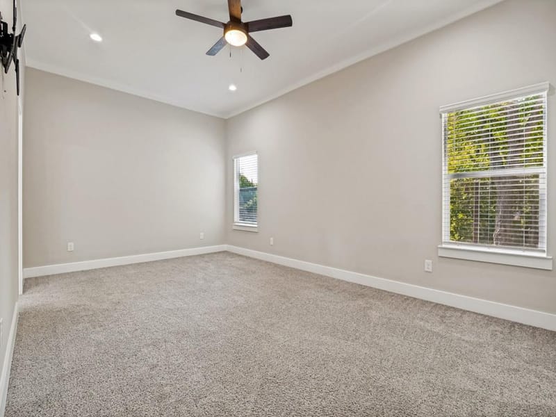 1114 E Woodin Boulevard, Dallas TX 75216 - Photo 14