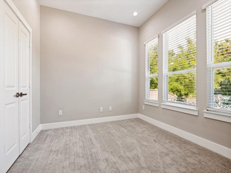 1114 E Woodin Boulevard, Dallas TX 75216 - Photo 19