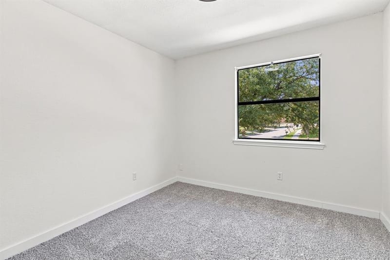 1308 Golden Gate Drive, Carrollton TX 75007 - Photo 20