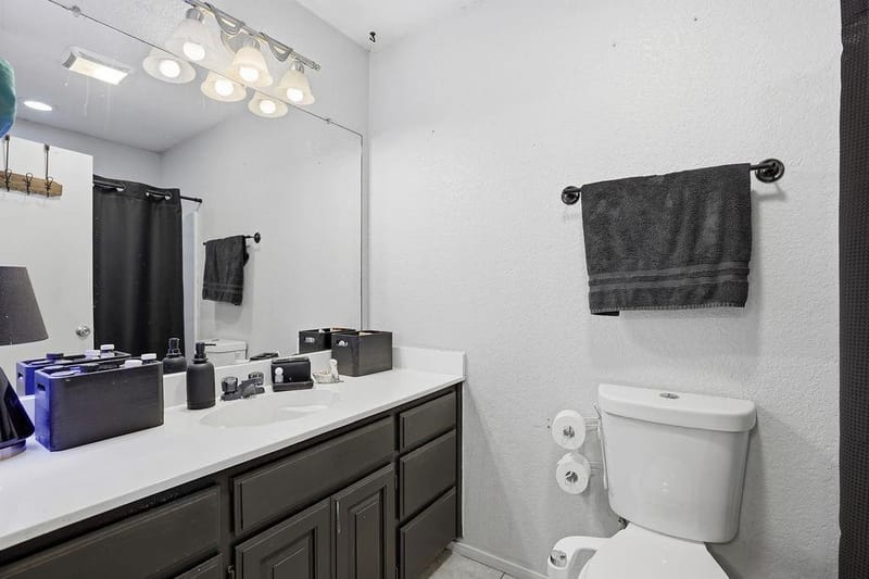 4041 Country Meadows Circle, Granbury TX 76049 - Photo 12