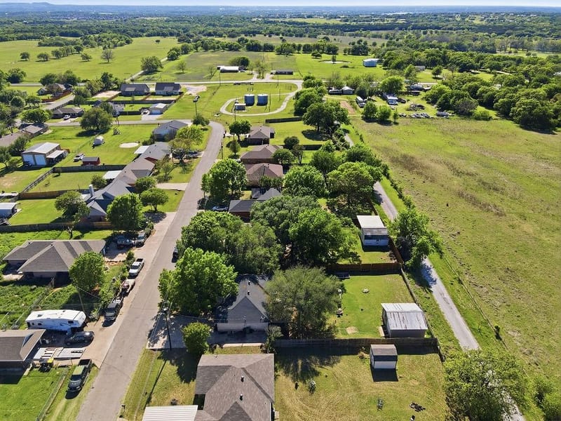 4041 Country Meadows Circle, Granbury TX 76049 - Photo 25