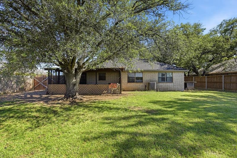 4041 Country Meadows Circle, Granbury TX 76049 - Photo 21