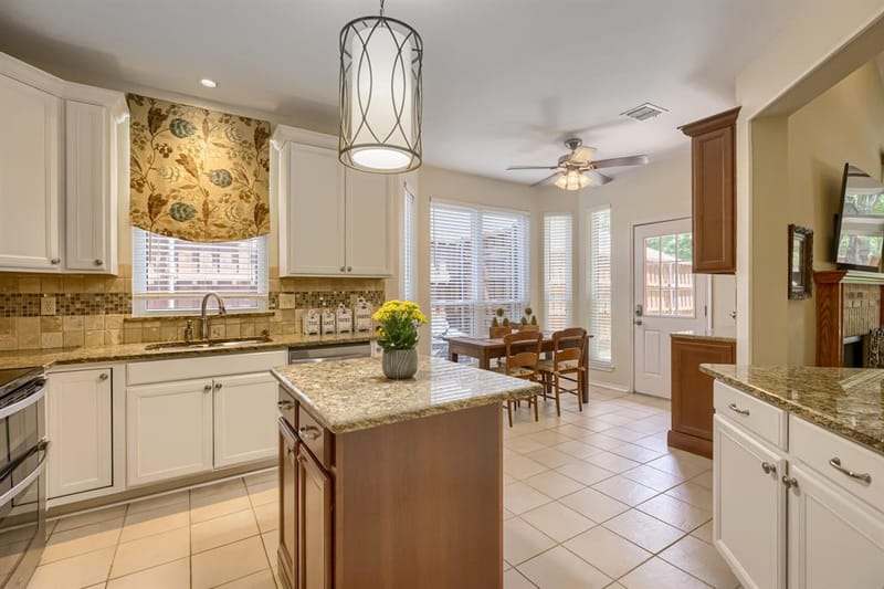 10613 Memphis Drive, Frisco TX 75035 - Photo 11