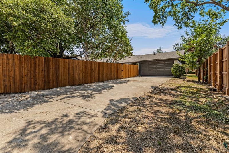 3745 Blue Trace Lane, Farmers Branch TX 75244 - Photo 22